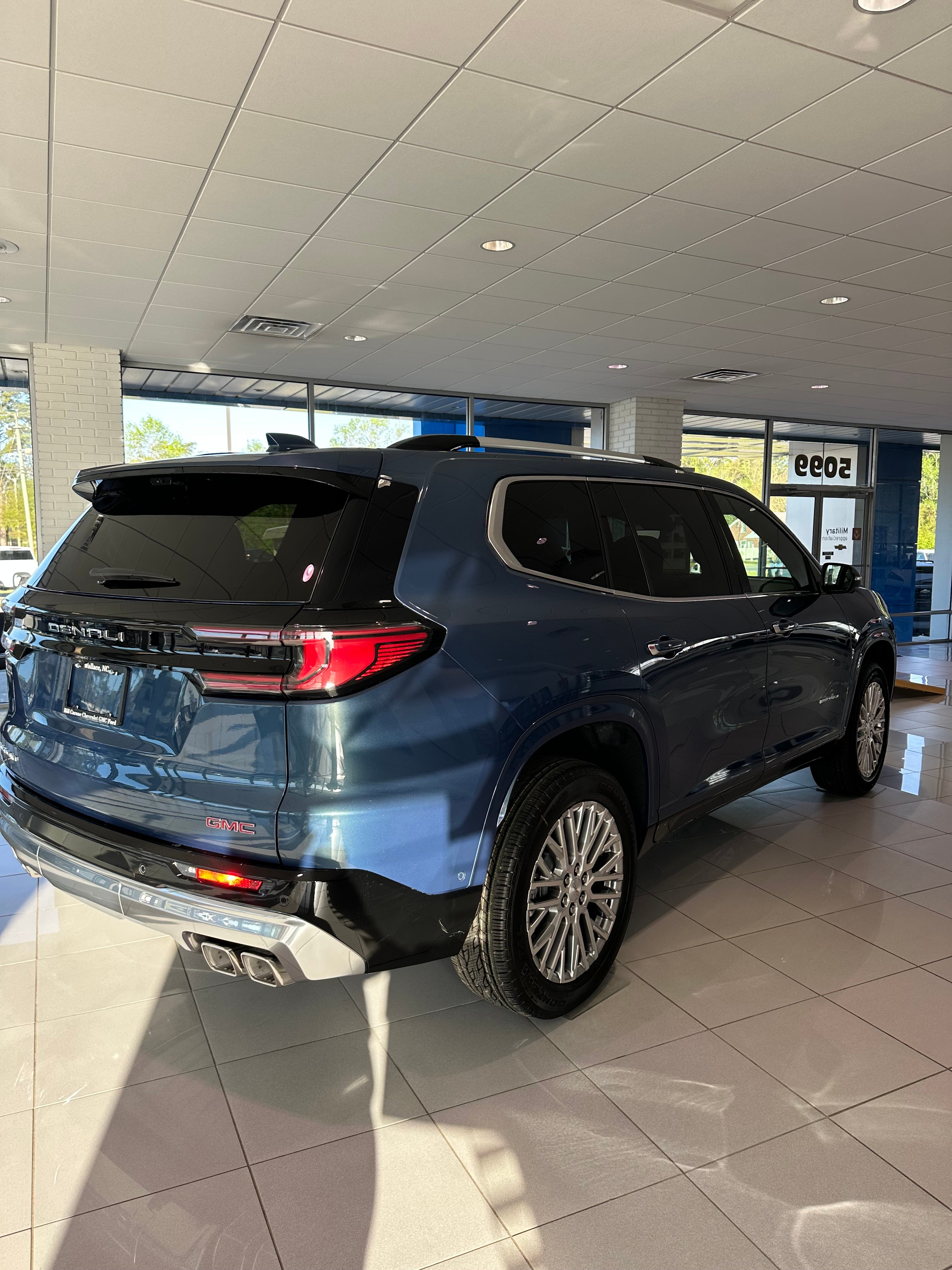 2026 GMC Acadia Denali