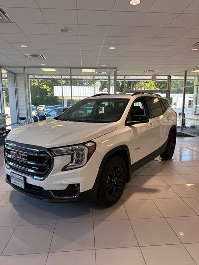 2024 GMC Terrain AT4